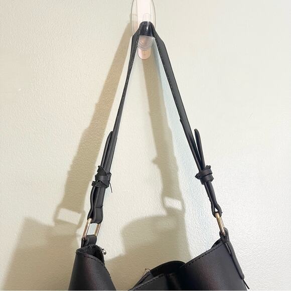 Lulu Dharma Womens Leather Tasseled Shoulder Handbag Bucket Bag Black One Size - Picture 15 of 16